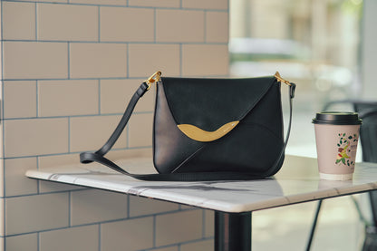 Pomme - Shoulder and Crossbody Bag